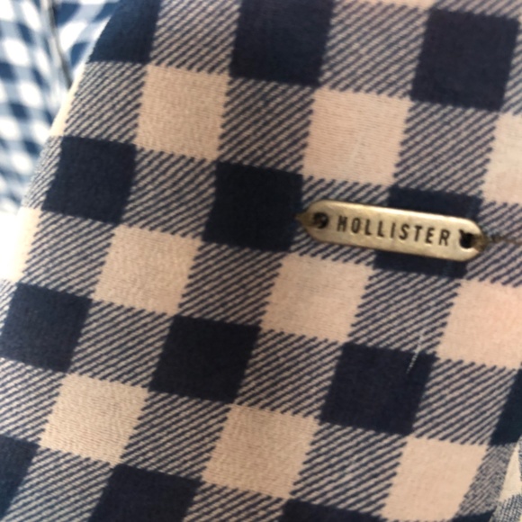 Hollister Sheer Sleeveless Long Plaid Button Up Blouse - Picture 5 of 7